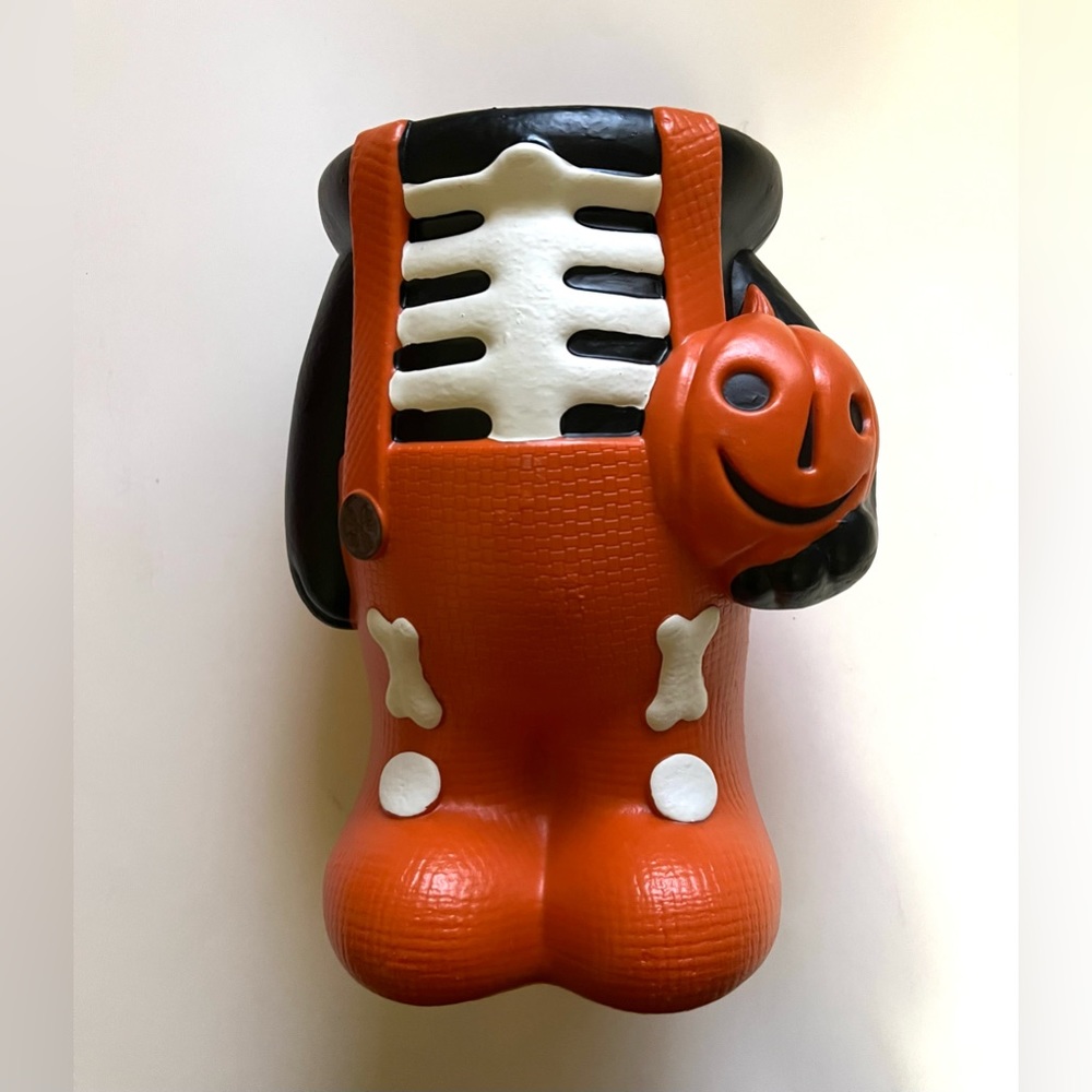 Skeleton pumpkin blow mold